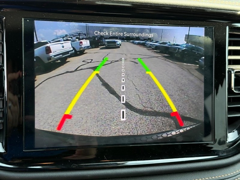 Dodge Durango Vehicle Full-screen Gallery Image 21