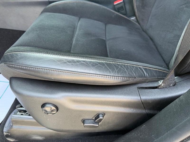 Dodge Durango Vehicle Full-screen Gallery Image 29