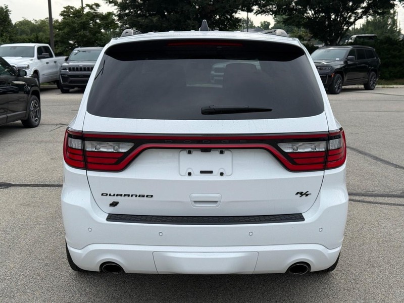 Dodge Durango Vehicle Full-screen Gallery Image 04