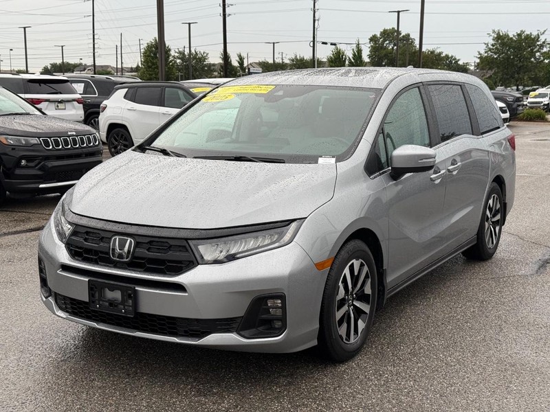 Honda Odyssey Vehicle Full-screen Gallery Image 09