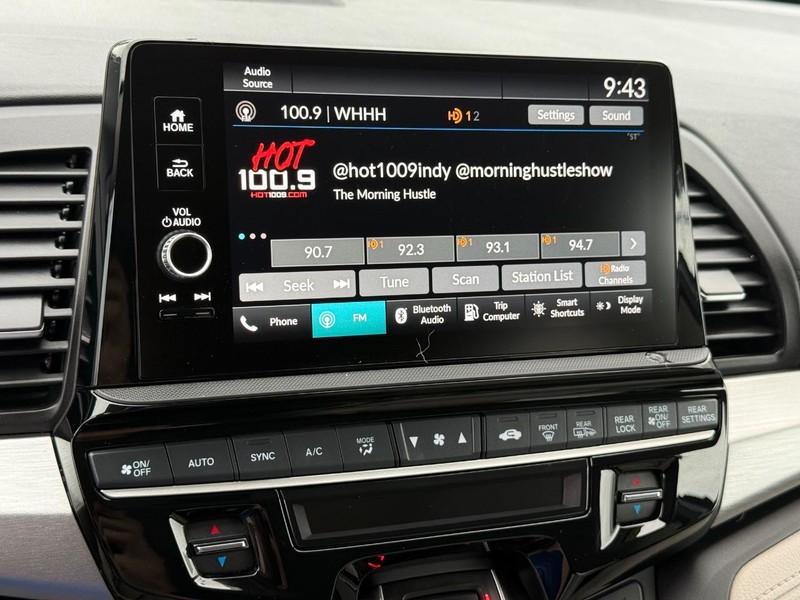 Honda Odyssey Vehicle Full-screen Gallery Image 20