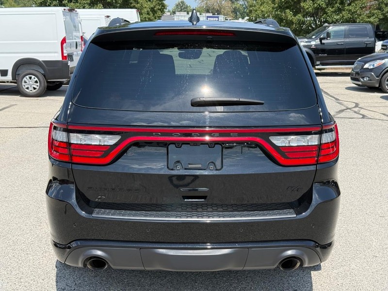 Dodge Durango Vehicle Full-screen Gallery Image 04