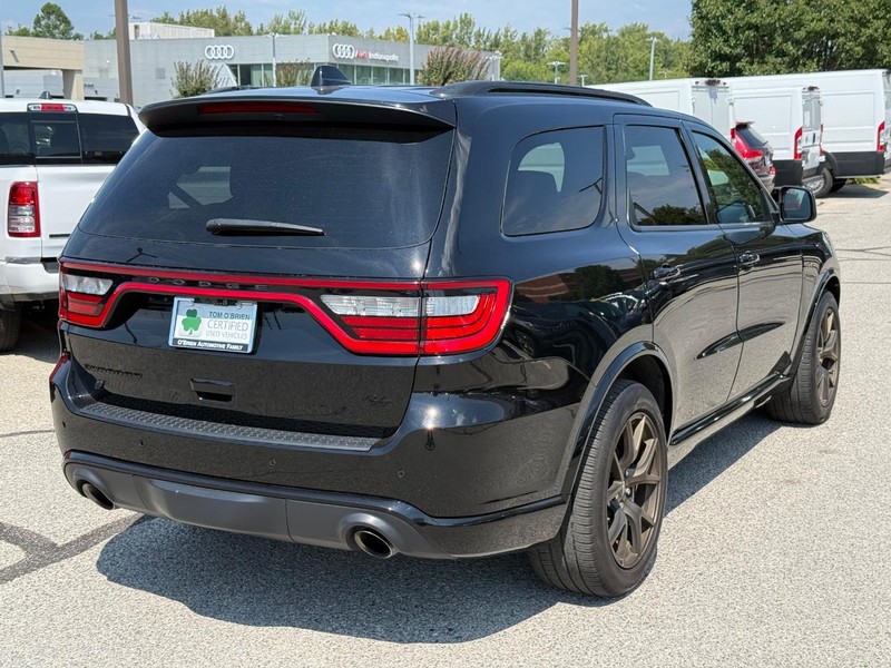 Dodge Durango Vehicle Full-screen Gallery Image 03