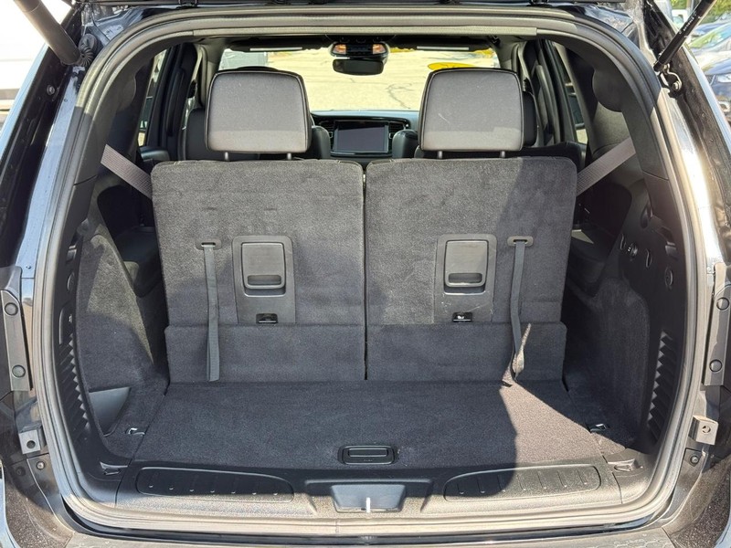 Dodge Durango Vehicle Full-screen Gallery Image 07