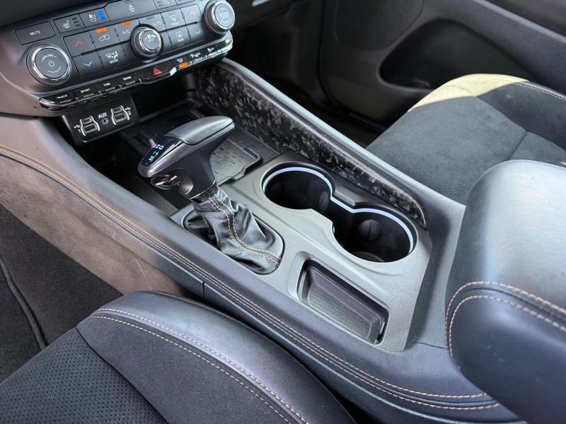 Dodge Durango Vehicle Full-screen Gallery Image 23