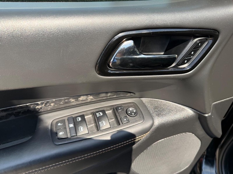Dodge Durango Vehicle Full-screen Gallery Image 28