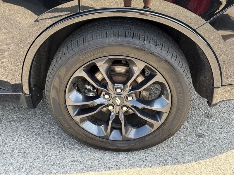 Dodge Durango Vehicle Full-screen Gallery Image 06