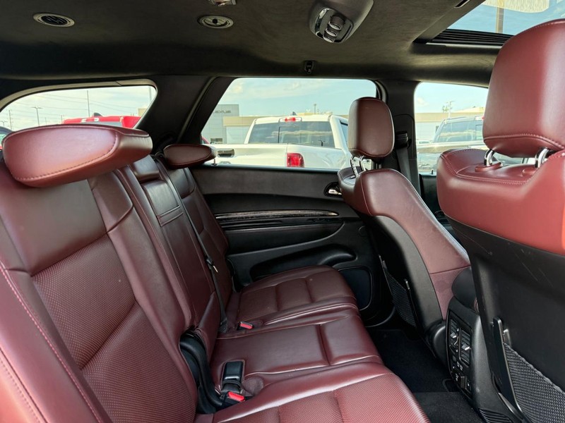 Dodge Durango Vehicle Full-screen Gallery Image 11