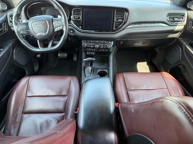 Dodge Durango Vehicle Full-screen Gallery Image 14