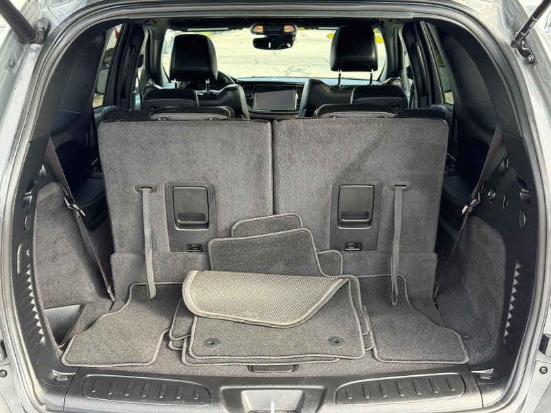 Dodge Durango Vehicle Full-screen Gallery Image 07