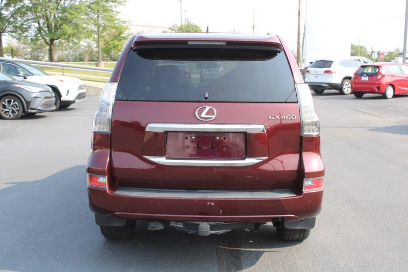 Lexus GX Vehicle Image 04