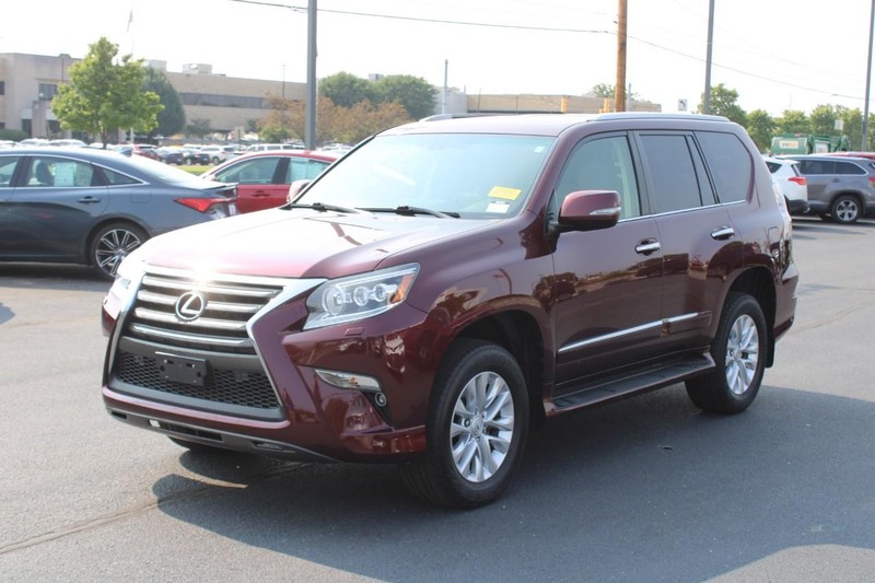 Lexus GX Vehicle Image 08