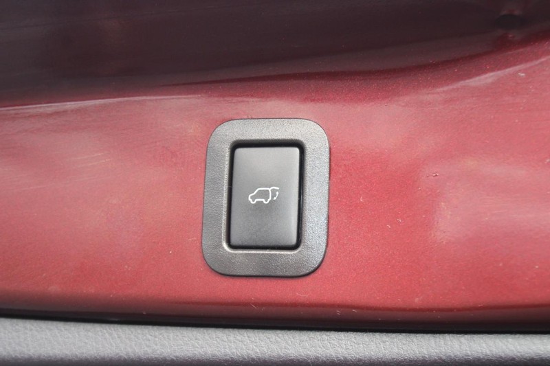 Toyota Highlander Hybrid Vehicle Image 08