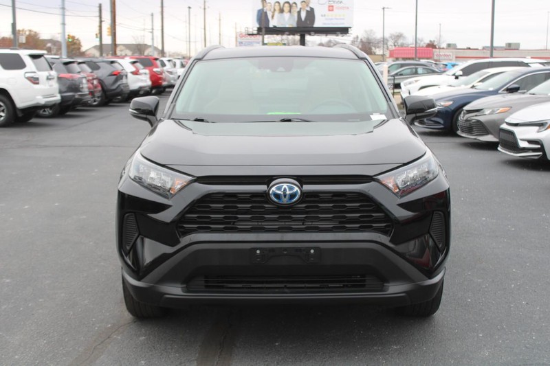 Toyota RAV4 Hybrid Vehicle Image 09