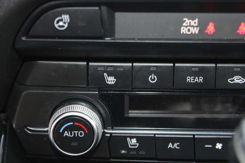 Mazda CX-9 Vehicle Image 19