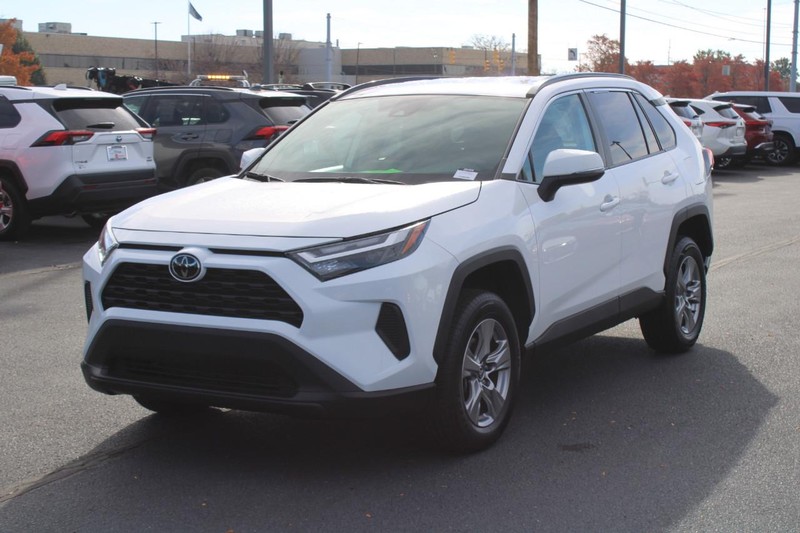 Toyota RAV4 Vehicle Image 08