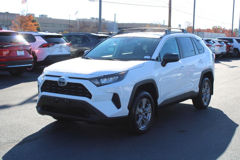 Toyota RAV4 Hybrid Vehicle Image 08