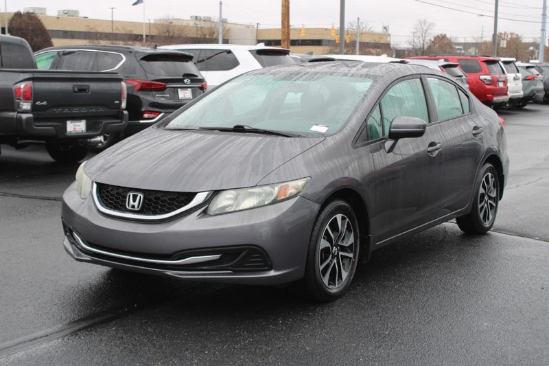 Honda Civic Sedan Vehicle Image 08