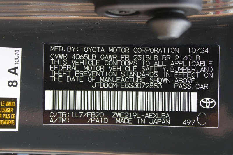 Toyota Corolla Hybrid Vehicle Image 19