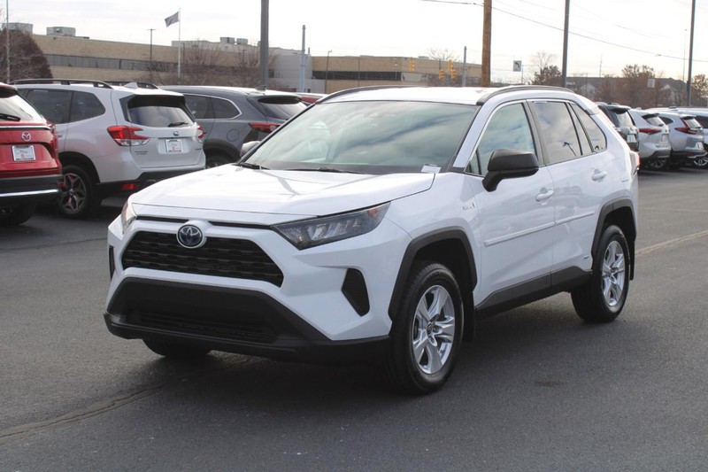 Toyota RAV4 Hybrid Vehicle Image 08