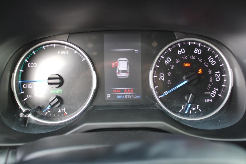 Toyota RAV4 Hybrid Vehicle Image 20