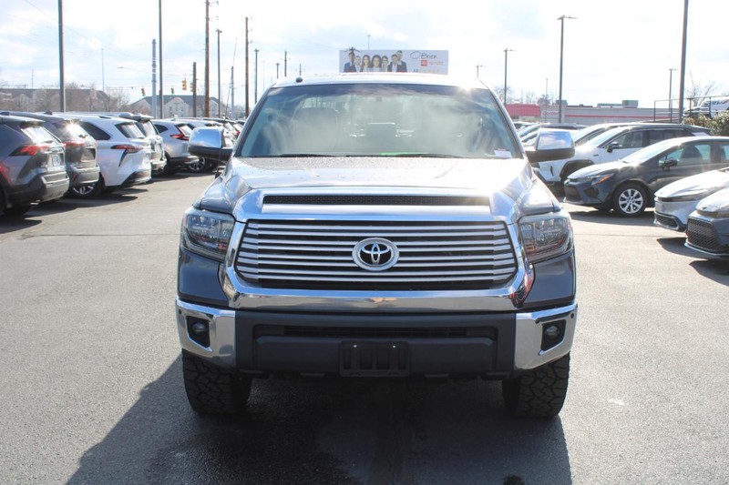 Toyota Tundra 4WD Truck Vehicle Image 09