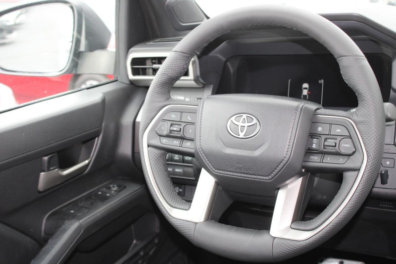 Toyota Tacoma 4WD Hybrid Vehicle Image 07