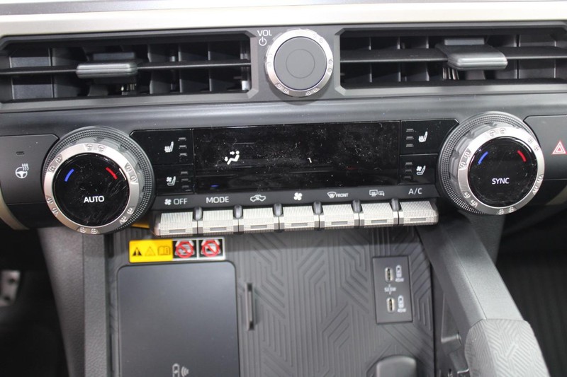 Toyota Tacoma 4WD Hybrid Vehicle Image 14