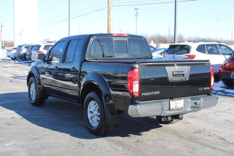 Nissan Frontier Vehicle Image 05