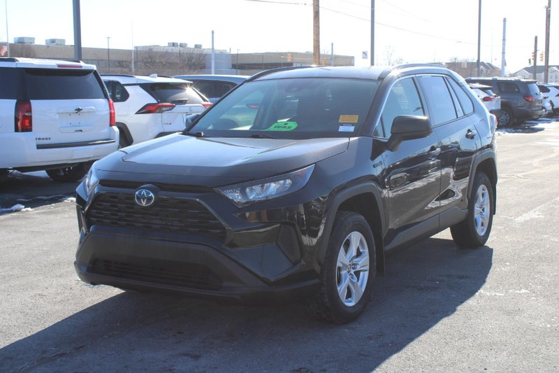 Toyota RAV4 Hybrid Vehicle Image 08