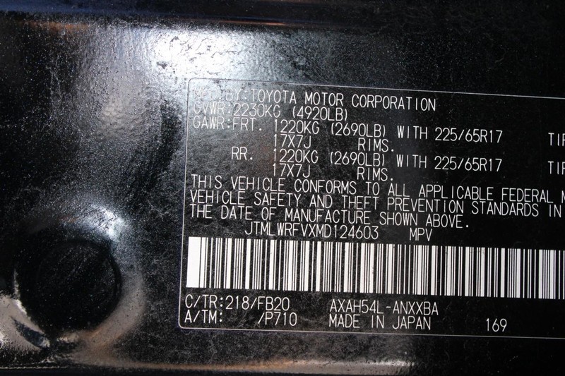 Toyota RAV4 Hybrid Vehicle Image 24