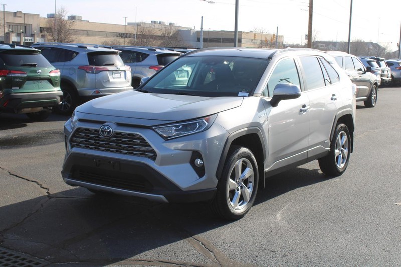 Toyota RAV4 Hybrid Vehicle Image 09