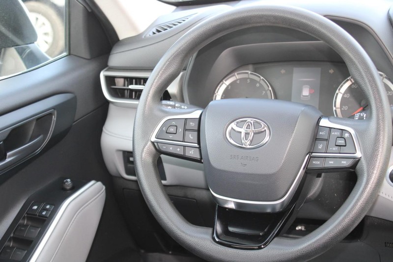 Toyota Highlander Vehicle Image 12