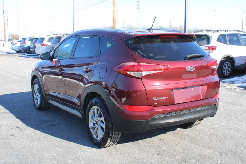 Hyundai Tucson Vehicle Image 05