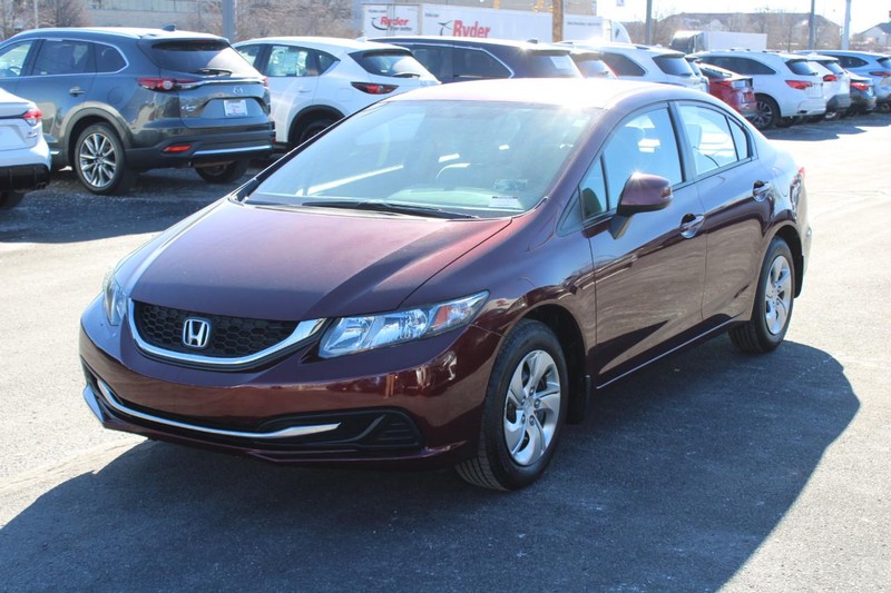 Honda Civic Sedan Vehicle Image 08