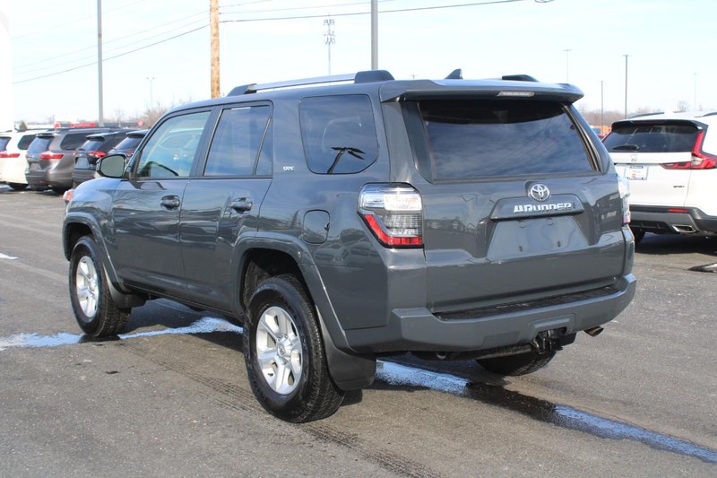 Toyota 4Runner Vehicle Image 05