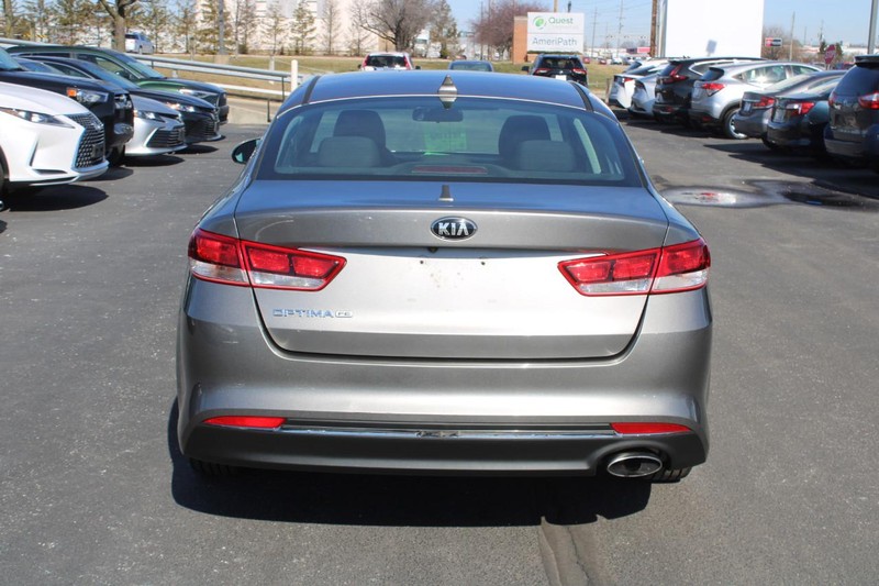 Kia Optima Vehicle Image 04