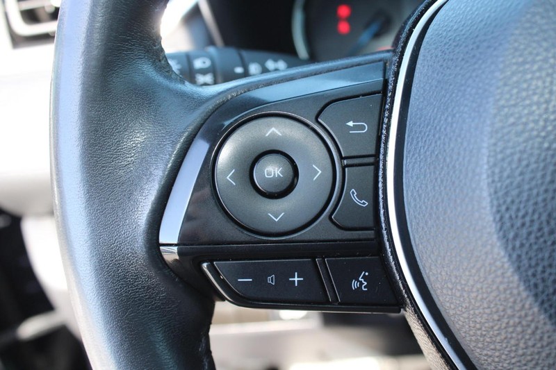 Toyota RAV4 Hybrid Vehicle Image 15