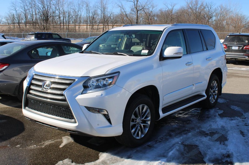 Lexus GX 460 Vehicle Image 02