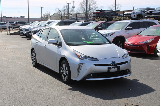 more details - toyota prius