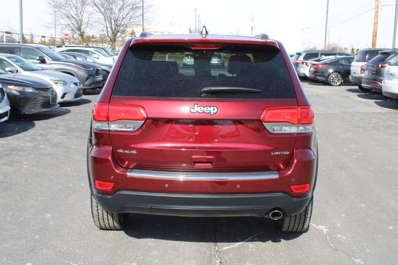 Jeep Grand Cherokee Vehicle Image 04