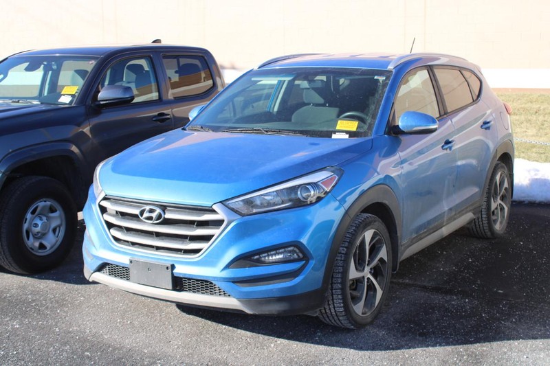 Hyundai Tucson Vehicle Image 03