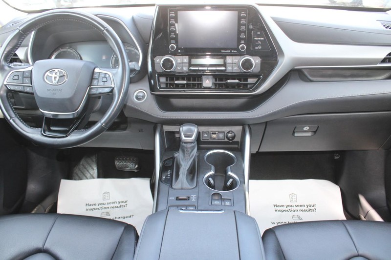 Toyota Highlander Vehicle Image 14