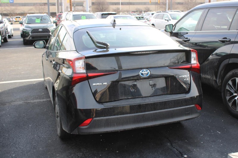 Toyota Prius Vehicle Image 04