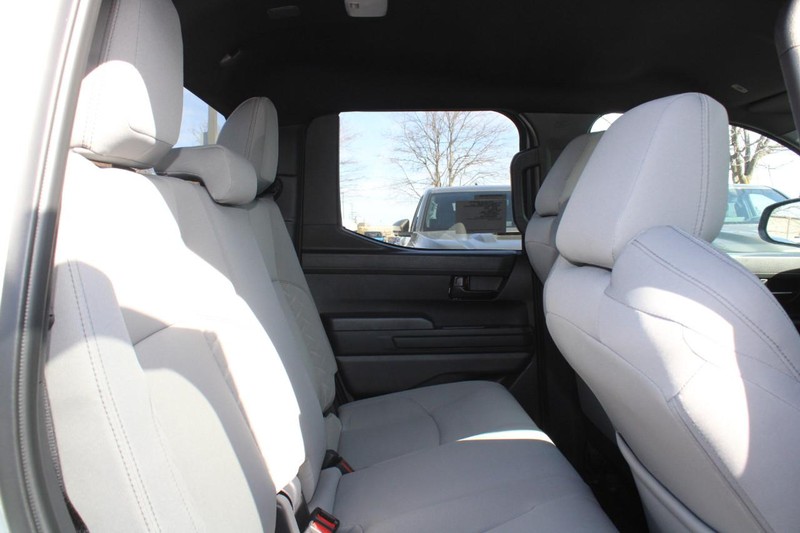 Toyota Tacoma 4WD Vehicle Image 04