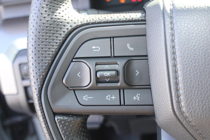 Toyota Tacoma 4WD Vehicle Image 07
