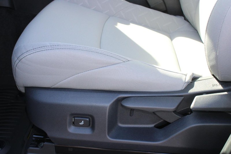 Toyota Tacoma 4WD Vehicle Image 18