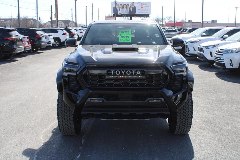 Toyota Tacoma 4WD Hybrid Vehicle Image 09