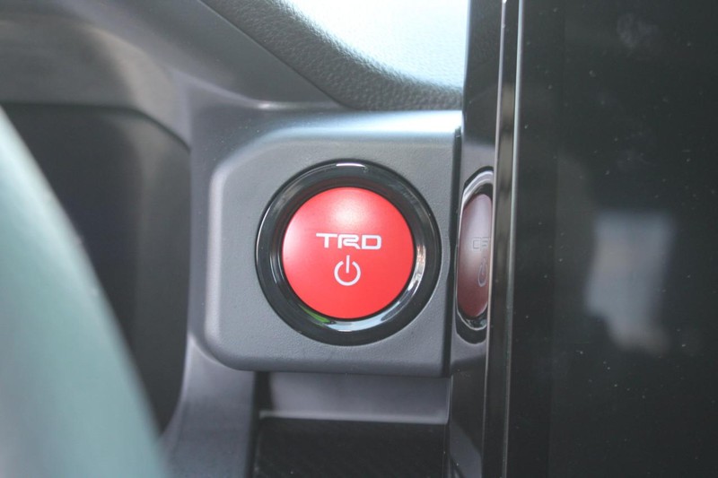 Toyota Tacoma 4WD Hybrid Vehicle Image 16