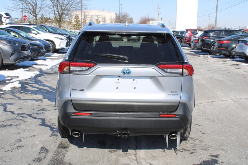 Toyota RAV4 Hybrid Vehicle Image 04